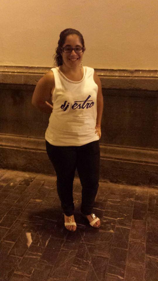 rakelverona's tweet photo. Por Fin con mi camiseta de #DjEstro @DeejayEstro !! http://t.co/EHJWfederA