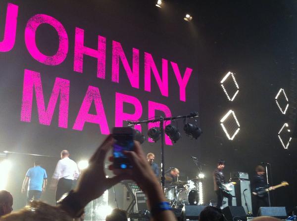 princessbeekay's tweet photo. @Johnny_Marr was awesome last night at #CityLive He is the DJ, the resurrection and the light that never goes out!!!! http://t.co/SIwxzpSspn