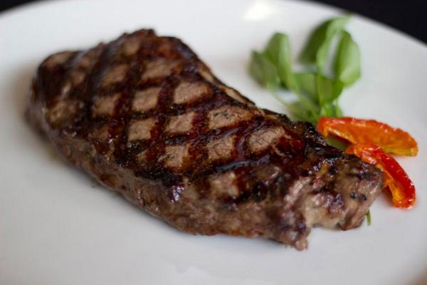 JudsonsGR's tweet photo. Stop in tonight and try our 14oz New York Strip. We think its a great idea! http://t.co/Qc5kWoy4CK