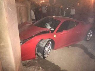 CupiddeepSA's tweet photo. http://￼www.zero2turbo.c￼om/2014/08/￼ferrari-458-ital￼ia-crashed-in-t￼embisa-south-af￼rica.html?m=0 http://t.co/34BVNXvP2h
