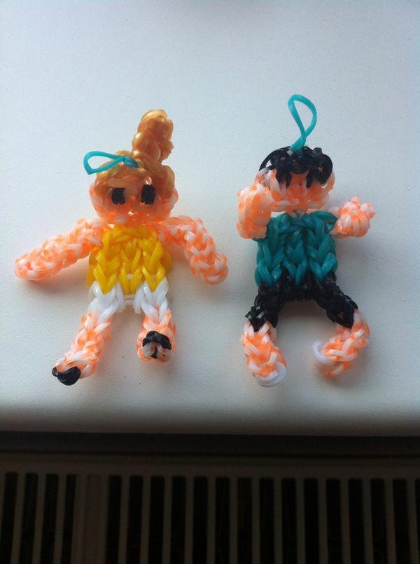 ditcole's tweet photo. @TeamHallamshire the coaches @Ild14 @84Fraser r turning in2 loom bands now! #whosnext x http://t.co/OOvTEZCPNr
