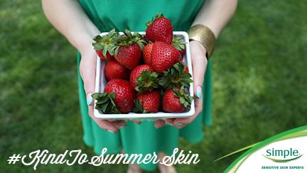 SimpleSkinUS's tweet photo. Enjoy a sweet summer treat that’s full of vitamin C &amp; #KindToSummerSkin. http://t.co/5OUzJK2emm