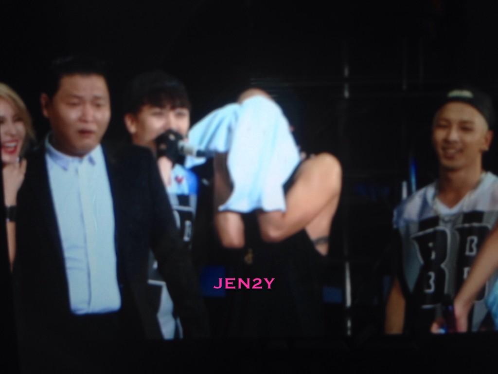 BvF6B6ICUAEXrSn.jpg:large