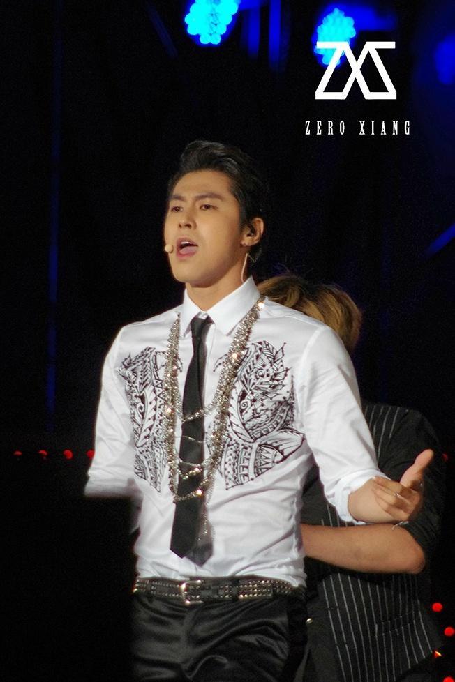 BvF7GZoCAAAT23M.jpg:large