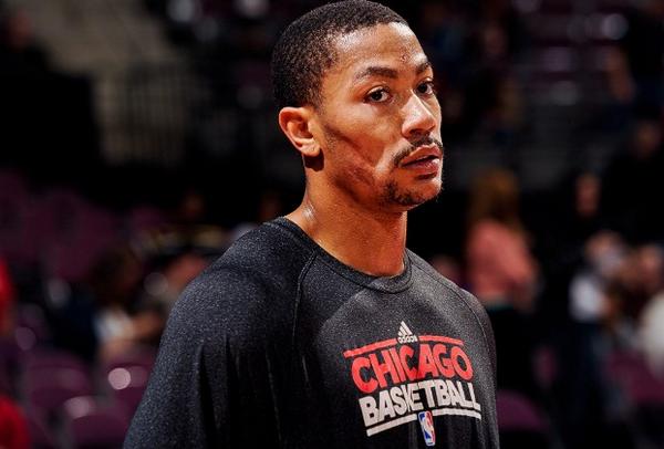 NBAcom's tweet image. Morning Shootaround: D-Rose committed to Team USA, inside Anthony&apos;s offseason workout &amp;amp; more 

on.nba.com/1mQlOH9