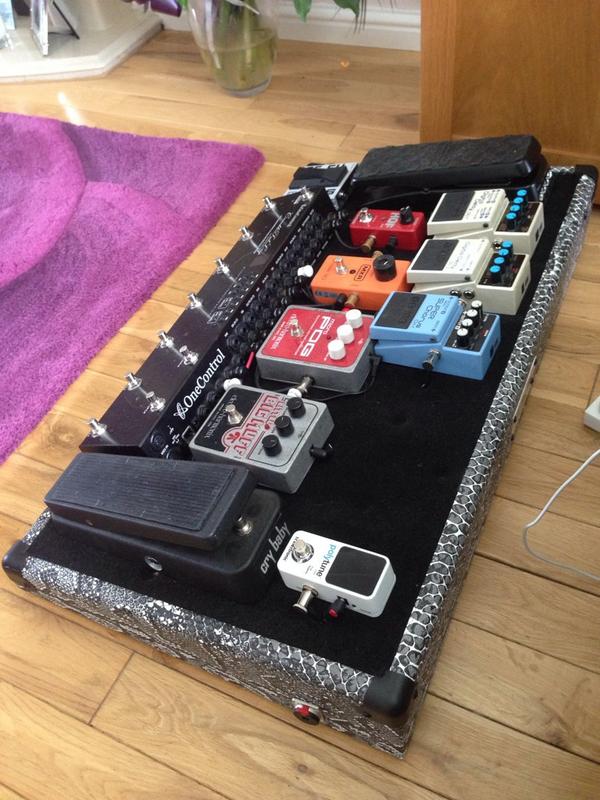 GreatManTheory1's tweet photo. Robs New board almost ready to run. #guitar #pedalboard #sgtpeppers @OneControlJapan @jimdunlopusa @tcelectronic #gmt http://t.co/wTS2dZDnRg