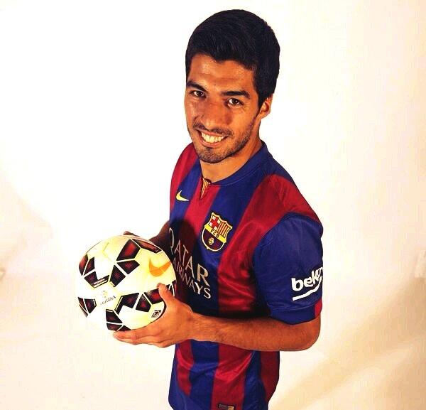 LiverpoolFC_SAS's tweet photo. .@luis16suarez me and my broken heart http://t.co/Sokhtu1Yeu