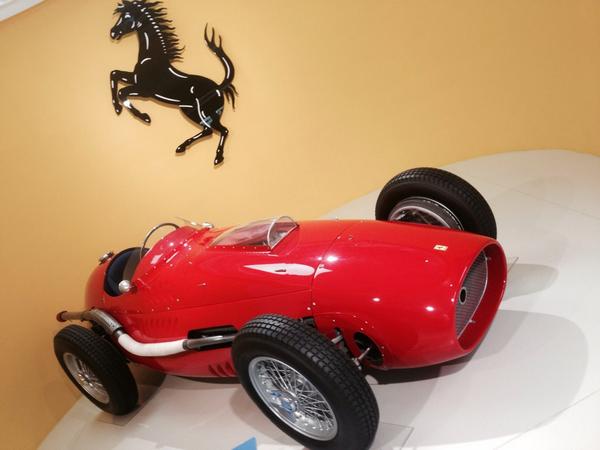 LadyStockMarket's tweet image. #museoferrarimaranello @MuseoFerrari