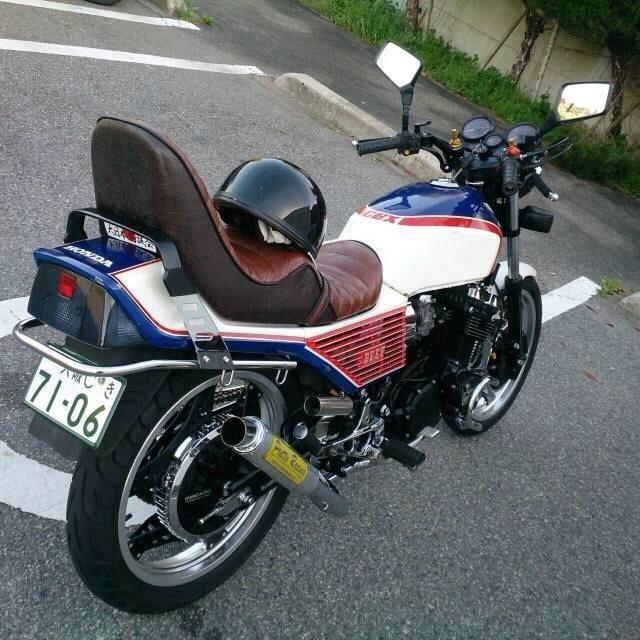 HONDA ホンダ CBX400F チョビ三段シート 10cm アウトレット限定モデル