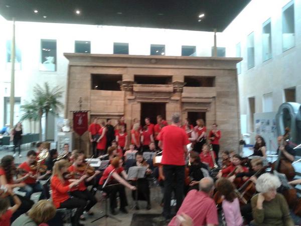 Repeteren! Publiek is welkom vanaf 16:00! @RM_Oudheden