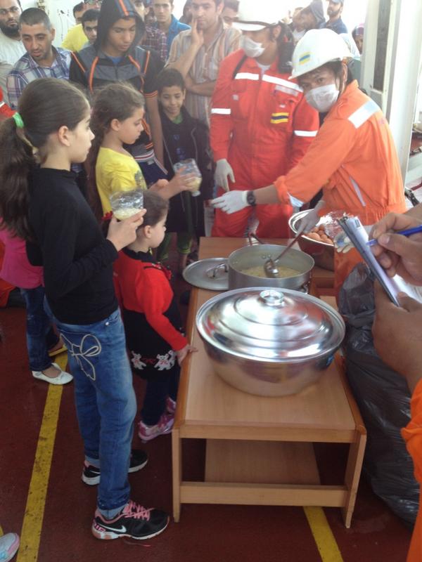 The incredible crew of #MTBonita have worked tirelessly to feed the 500+ migrants rescued by the tanker #Seafarers