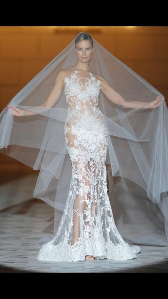 ourdayapp's tweet photo. What about this #wedding dress? http://t.co/rn5Ky4Jg5M