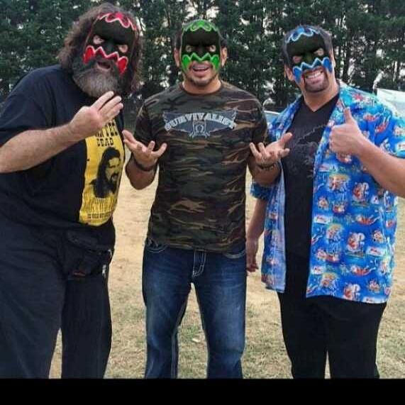 Theoriginalgata's tweet photo. @THETOMMYDREAMER: By using @ShaneHelmsCom APP it gives you HurriPowers. Who are these masked men. http://t.co/IpzRnn1Hbn/s/KBXK

m.twitt ...