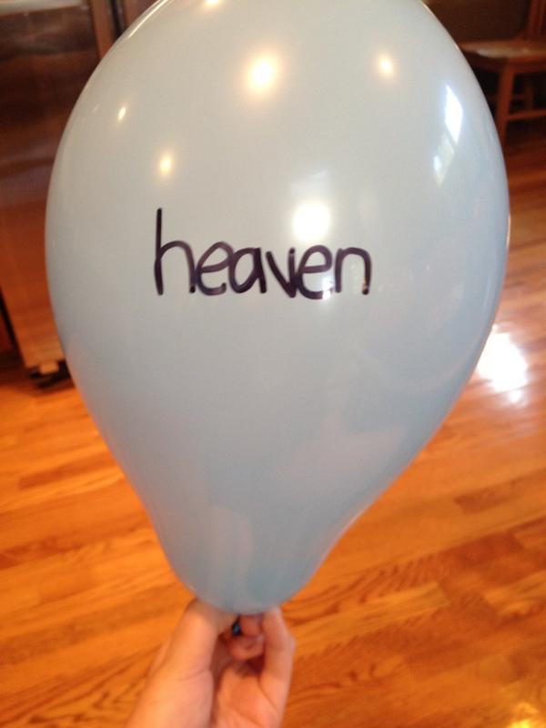 ProjNeverForget's tweet photo. The balloons I will be releasing. ๐๐ #ProjectNeverForget #RIPLarryShippers http://t.co/U7d04MbusC
