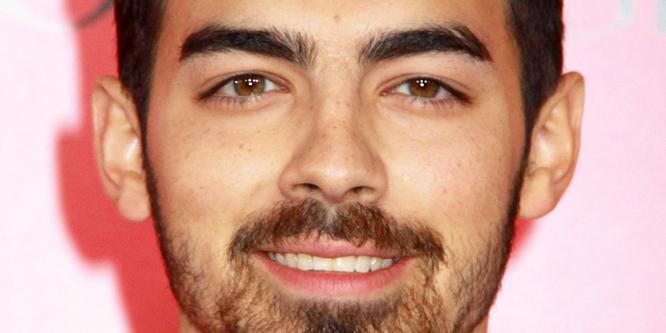 HAPPY BELATED BIRTHDAY FOR ONE OF MY CELEBRITY CRUSH!!! JOE JONAS  