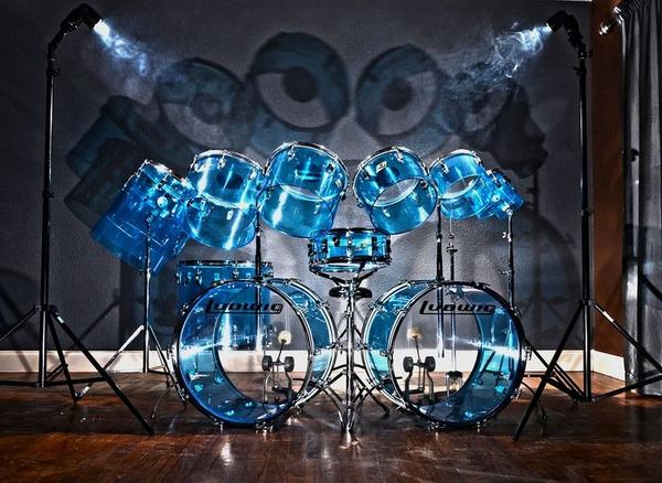 DrummersJournal's tweet photo. *Heavy Breathing* @LudwigHQ http://t.co/dkymI2HxNk