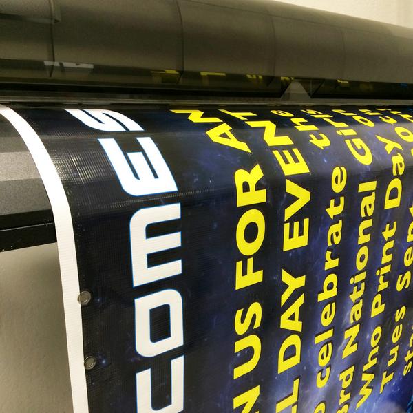 MutohAmerica's tweet image. Getting ready for #graphexpo2014 and cranking out banners for the #Printerverse @PrintMediaCentr