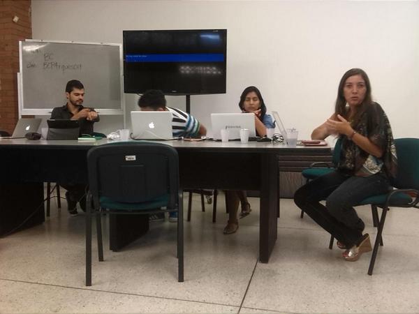 CristinaIdrobo's tweet image. En el encuentro con los comunicadores de todos los #Parquesoft.  Presentes con @CreaticCorp