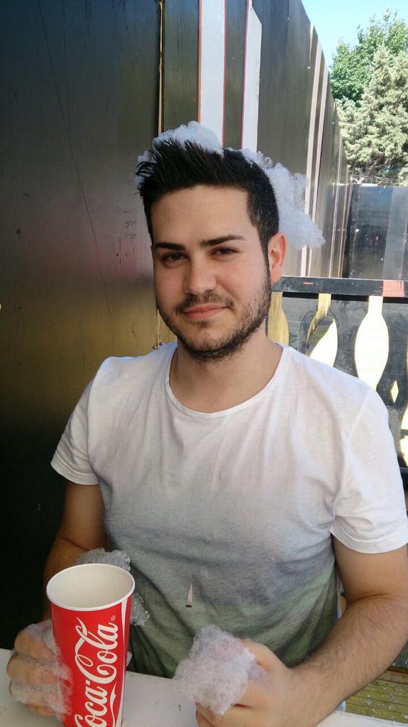 GsusLazarev's tweet image. Estas aburrido?? No pierdas el tiempo y vente a la mejor caseta de maracena!!! #NeibeCopas #DécimoAniversario #Deloco