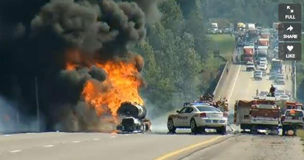 CFPalerts's tweet image. Birmingham, AL *HazMat Fire* I-65 NB. Tanker on fire. Img @NC5 #ALfire