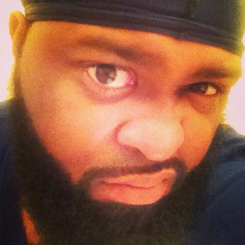 YoungC_757's tweet photo. Bored at work!! Come on 7pm lol http://t.co/GofytkGdpz