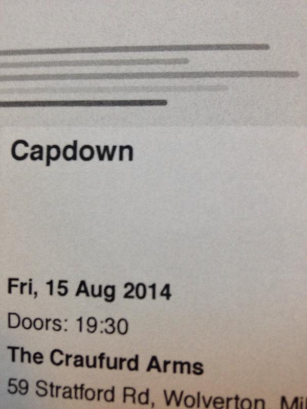 Carlitaslade's tweet image. Off to do some serious nostalgia with @jchandlermorris #capdown #MK #craufurdarms