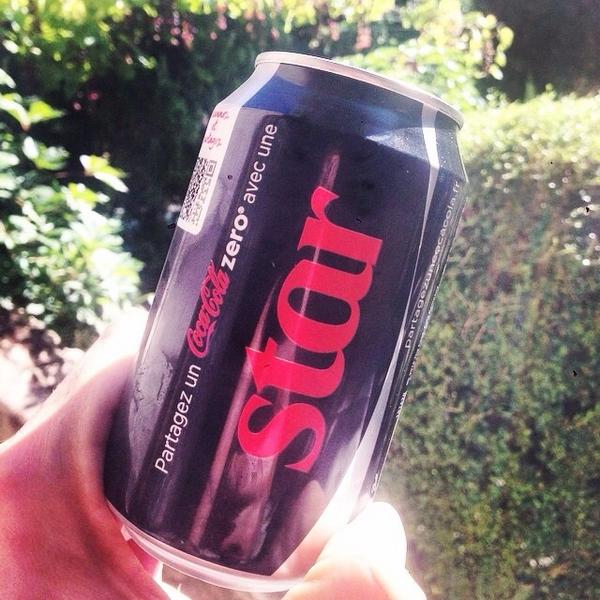 instagramwillem's tweet photo. "C coca cola qui l'a dit :-) bises a tous" (Vendredi 15 août 2014) http://t.co/eMwrYIYl38