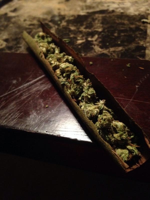 DesmoTheCrooked's tweet photo. #⛽️ #Postoo http://t.co/1eqjfgmY2L