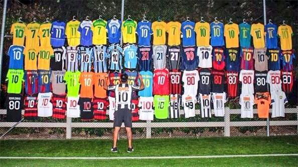 UberFootbalI's tweet image. What a career Ronaldinho has had. Legend!