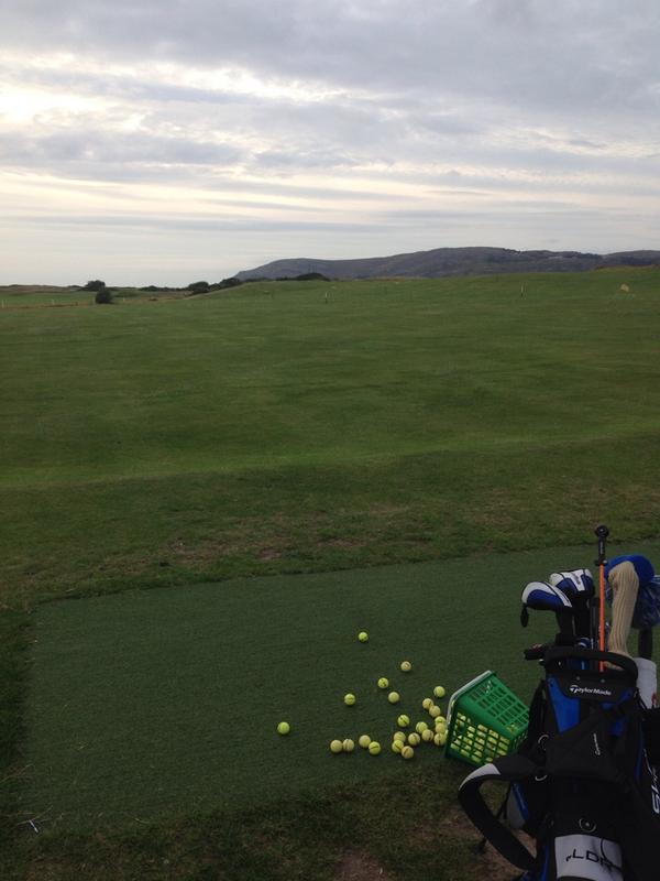 Perfect evening for some practice at @conwygolfclub #PeacefulPractice #GrindingAway