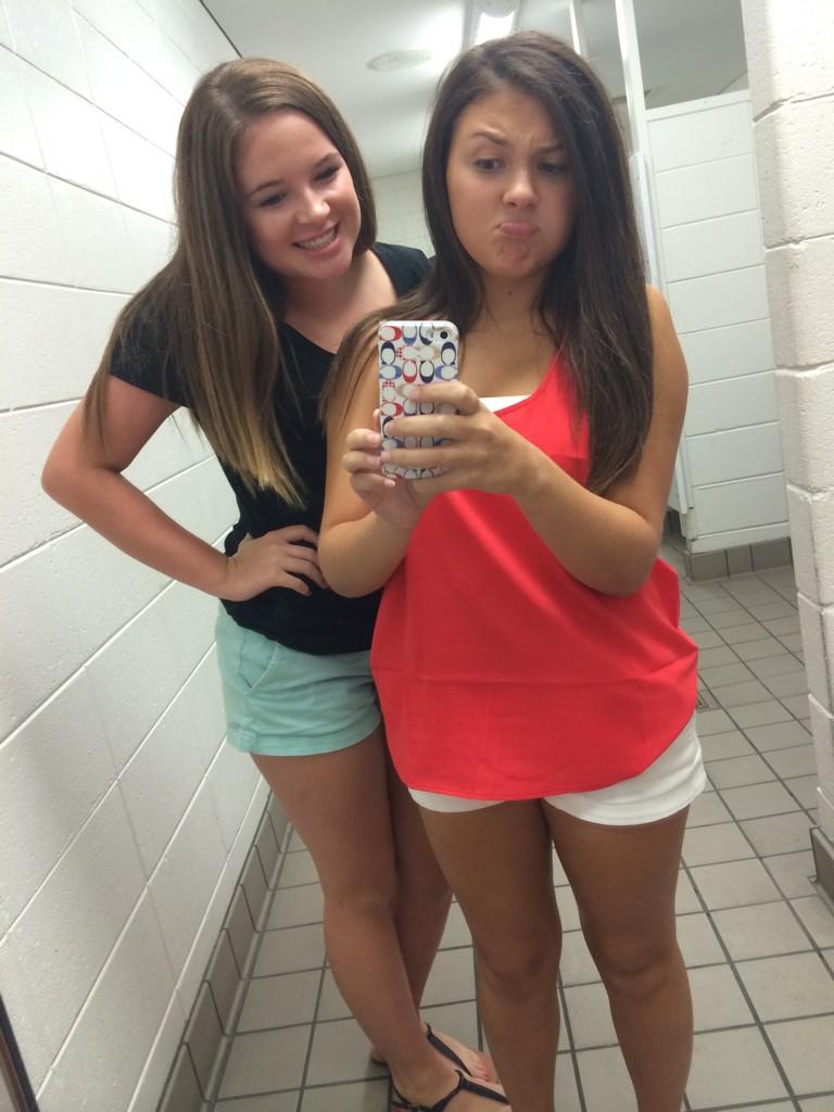 kelsi nicole on Twitter: "i ️ alexis #Fridayyyy http://t.co/rq9kguuZPt"