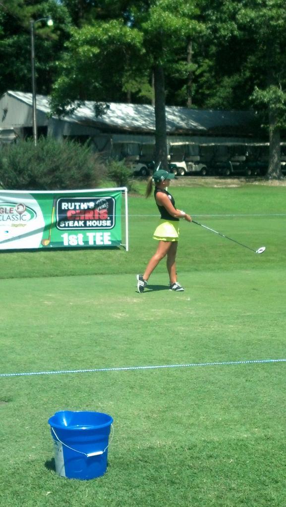 core_thoughts's tweet image. Let's go @SaraBrownGolf ! #mommaB @EagleClassicVA