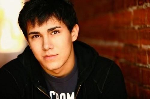 Hoy Cumple 25 años Carlos Pena Happy Birthday 