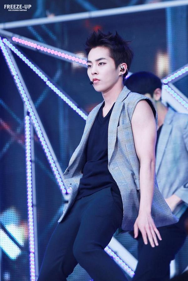 freezeup326's tweet image. 140815 sm콘서트 #시우민 

졸리긴졸린가봐요 로고도 안달구 업댓을 하다닝ㅎㅎㅎㅎ 수정햇어요 ㅎㅎㅎ 
freeze-up.tistory.com/23