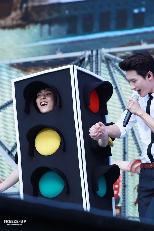 freezeup326's tweet image. 140815 sm콘서트 #시우민 

졸리긴졸린가봐요 로고도 안달구 업댓을 하다닝ㅎㅎㅎㅎ 수정햇어요 ㅎㅎㅎ 
freeze-up.tistory.com/23