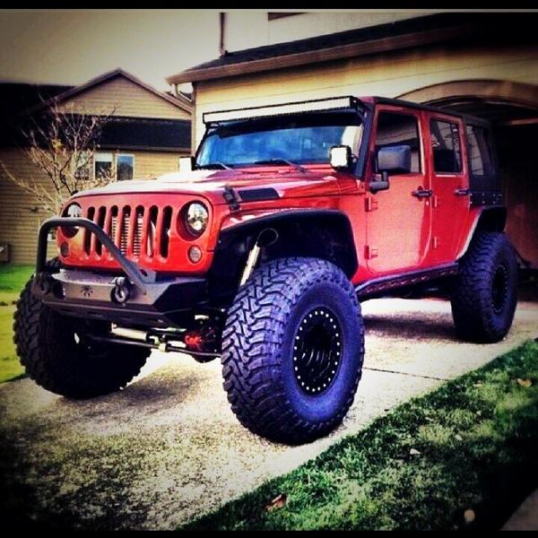 porn_offroad's tweet image. Retweet if you love jeeps!