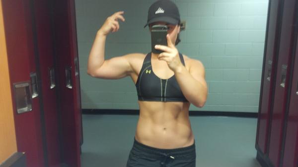 CourtLea987's tweet photo. 12 weeks out! http://t.co/hxq9x30BTA