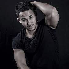 I love carlos pena!!! Happy birthday 