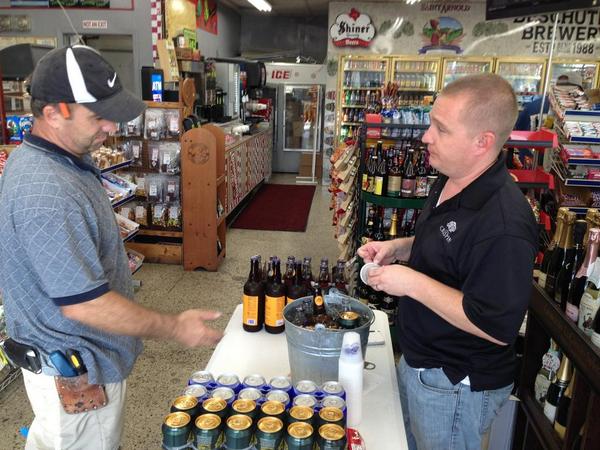 #TGIF #beertasting #ice-cream <a href="/jenisicecreams/">Jeni's Splendid Ice Creams</a>