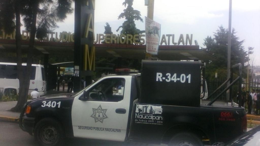 americolor's tweet photo. @DavidSanchezG @Delta2_Nau les agradecemos el apoyo con la vigilancia en la fes nuestros hijos van mas seguros http://t.co/TsXyCTGcQG