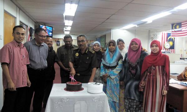 Terima kasih kawan kawan sepejabat...