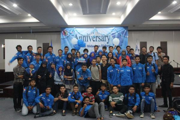 HME_Poliban's tweet photo. Family HME http://t.co/V7DTU8jDBd