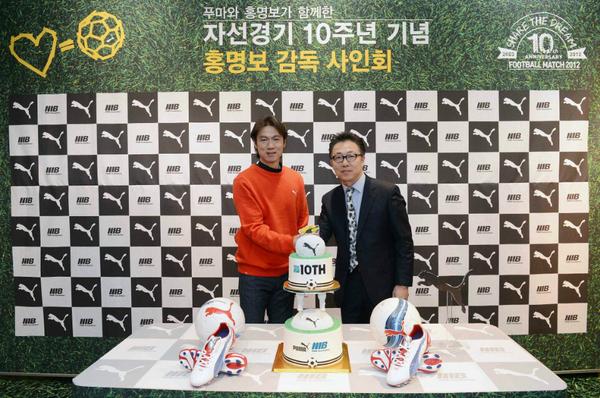 Apig33's tweet image. '글로벌브랜드의 국내 진입전략'에서는 전 푸마코리아, 나이키코리아의 한국 입성을 주도적으로 이끌었으며 현재 아웃도어 전문컨설턴트로 활발히 활동 중이신 비버튼스포츠의 양두봉 대표를 만나보실 수 있습니다.