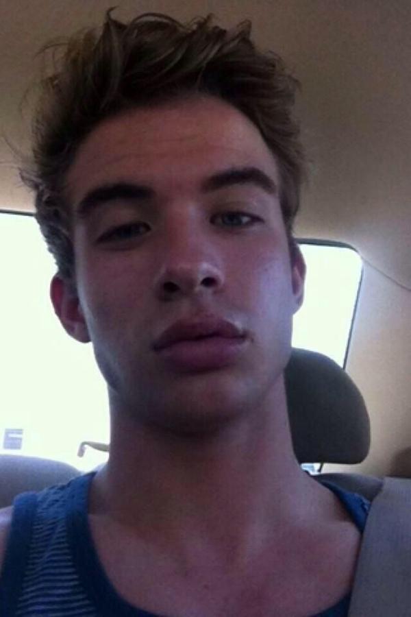 ssgeorgie's tweet image. pls identify urself random cuties