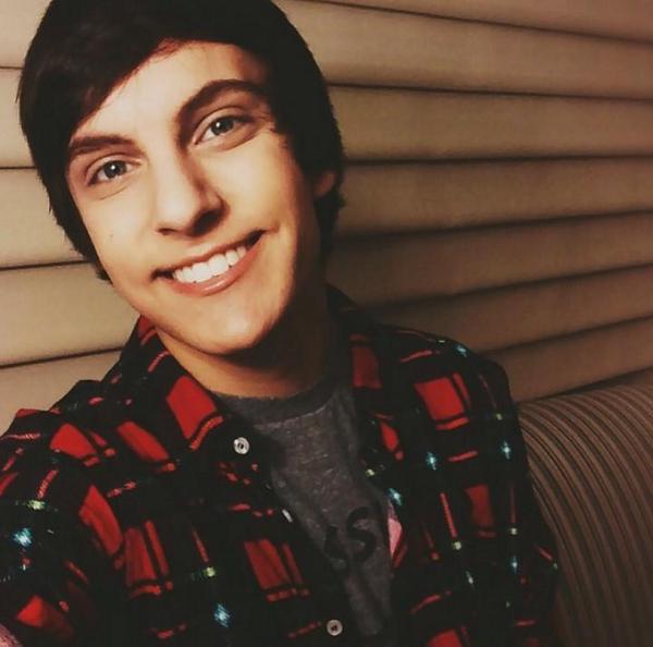 Mac (@supermacfraud) on Twitter photo 