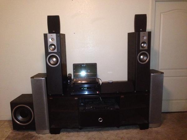 ThompsonTaryn's tweet image. Best $500 iv ever spent! 😍😍😍🔊🔊🔊🔊 #party #slumin