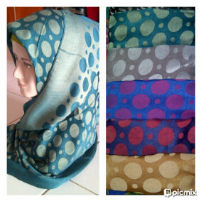 HijabRa's tweet photo. segi 4 motif polka bahan silky 50rb http://t.co/UPsjmYD5ae