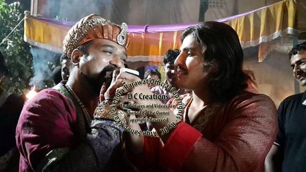 Embedded image permalink