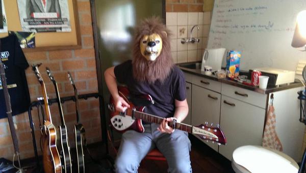 Are You A Lion tweet media