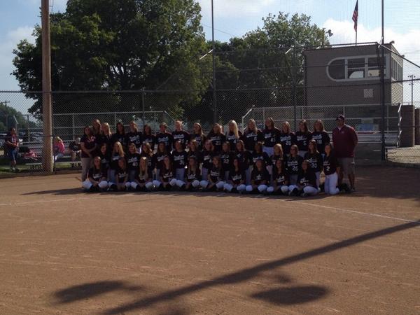 npspanthers's tweet photo. “@ChuckHughes23: 2014 #NHSSoftball Team http://t.co/tjEtwDcFo1” #npspanthers